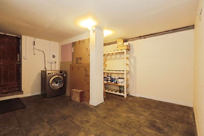 2 Bedroom Terraced House To Rent In Nydd Vale Terrace, HG1