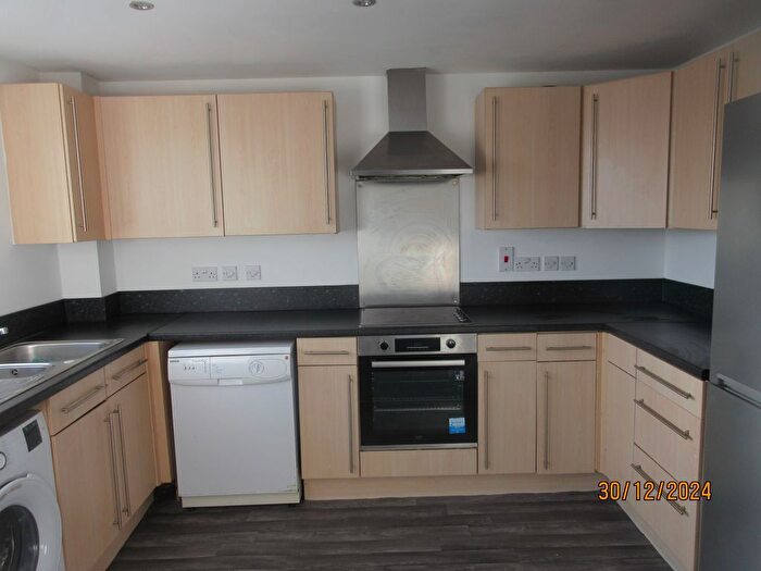 2 Bedroom Flat To Rent In London Road, Romford, RM7