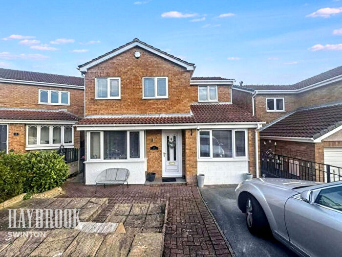 4 Bedroom Detached House For Sale In Meadow Croft, Mexborough, S64