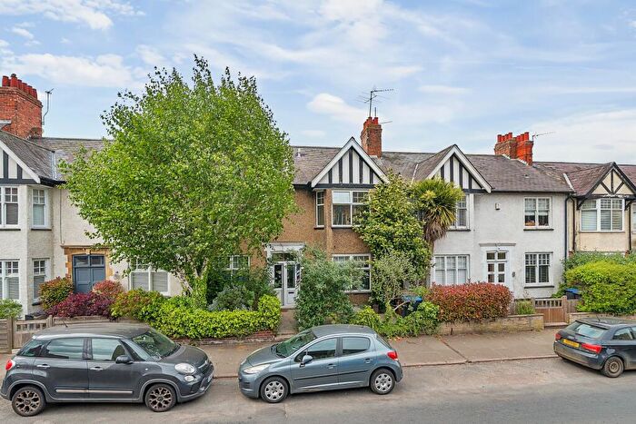 4 Bedroom Terraced House For Sale In Abington Avenue, Northampton, NN1