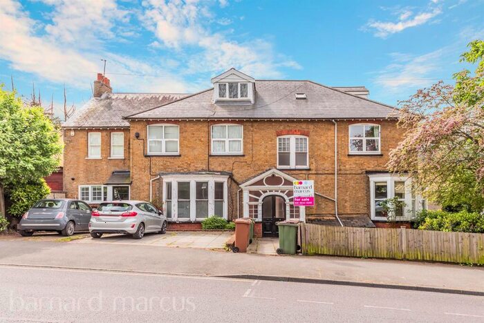Apartment To Rent In Oakhill Road, Sutton, SM1