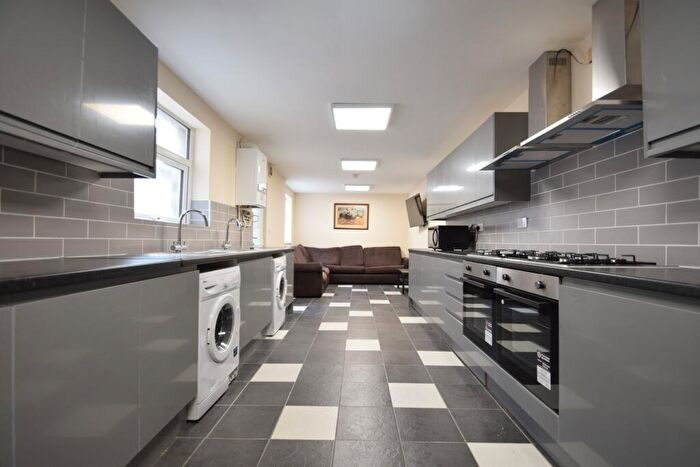 9 Bedroom House To Rent In Woodville Road, Cathays, CF24