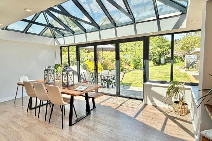 3 Bedroom Bungalow For Sale In Northfield Road, Ringwood, BH24