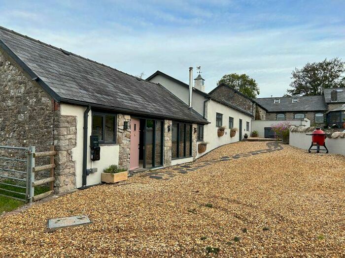 3 Bedroom Semi-Detached House To Rent In St. Mary Hill, Bridgend, CF35