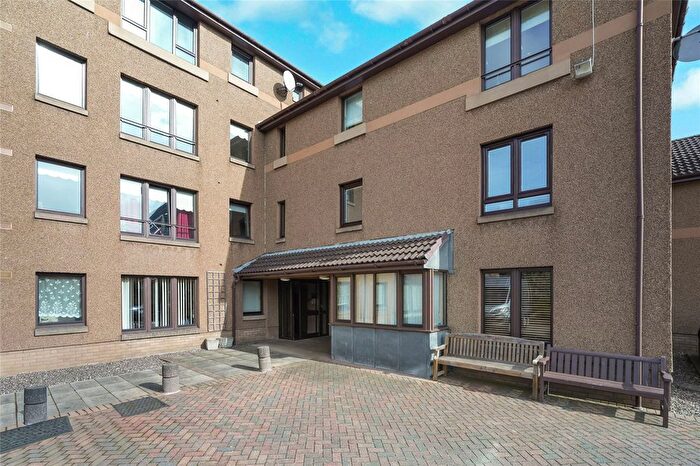 2 Bedroom Flat For Sale In Rosebery Court, Kirkcaldy, Fife, KY1