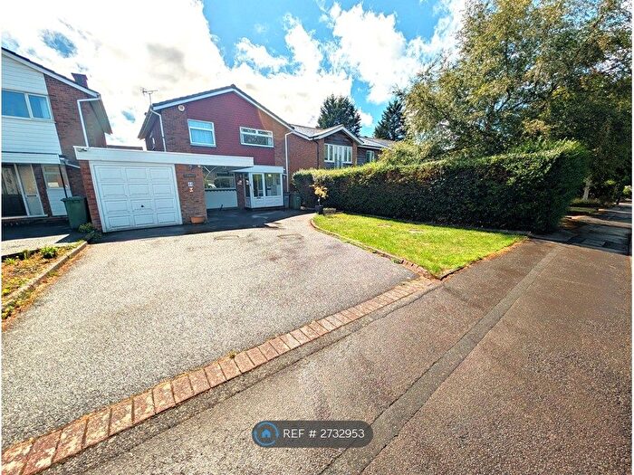 4 Bedroom Detached House To Rent In Beauchamp Road, Solihull, B91