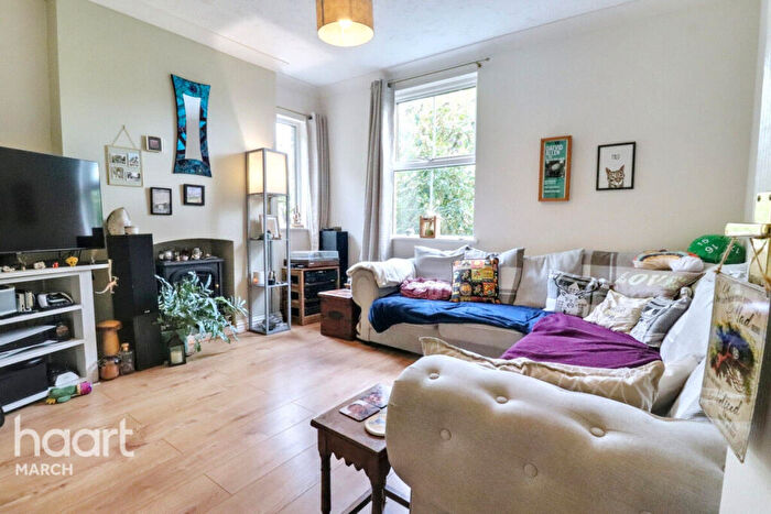 3 Bedroom Character Property For Sale In Doddington Road, Benwick, PE15