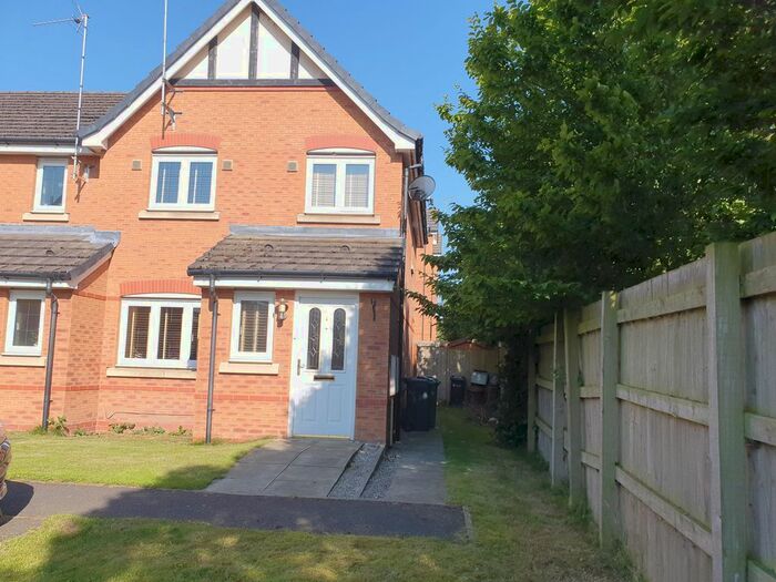 3 Bedroom Property To Rent In Neston Close, Helsby, Frodsham, WA6