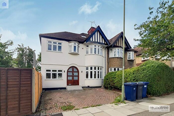 5 Bedroom House For Sale In Meadow Drive, Hendon, London, NW4