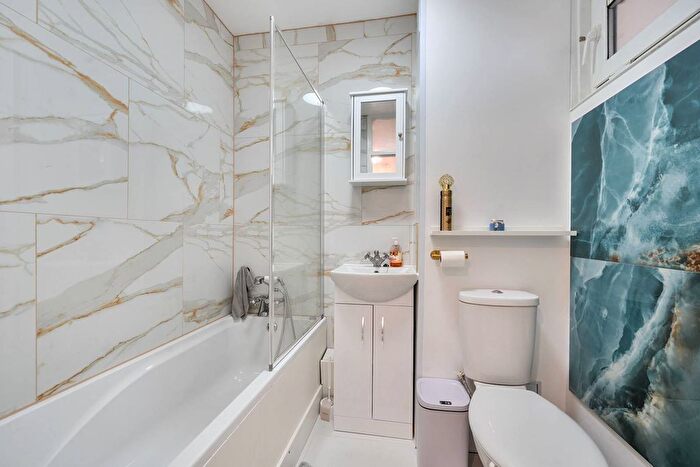 1 Bedroom Flat To Rent In Dalmeny Avenue, Tufnell Park, London, N7