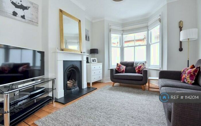 4 Bedroom Terraced House To Rent In Wingfield Street, London, SE15