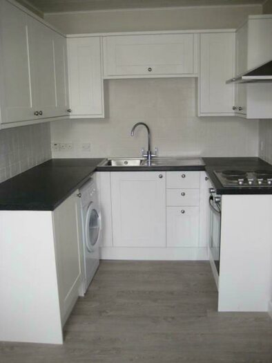 1 Bedroom Ground Flat To Rent In Holburn Street, AB10