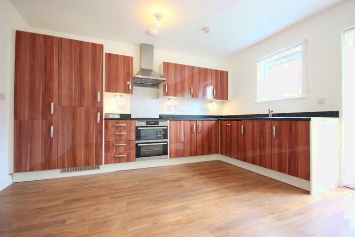 4 Bedroom Terraced House To Rent In Campus Avenue, Dagenham, RM8