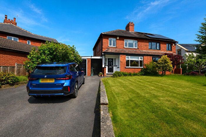 3 Bedroom Semi-Detached House For Sale In Lidgett Lane, Roundhay, Leeds, LS8