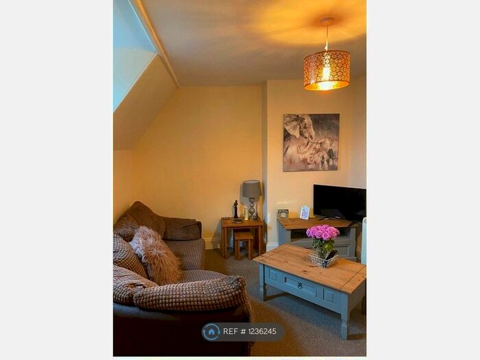 1 Bedroom Flat To Rent In Lonsdale Villas, Plymouth PL4