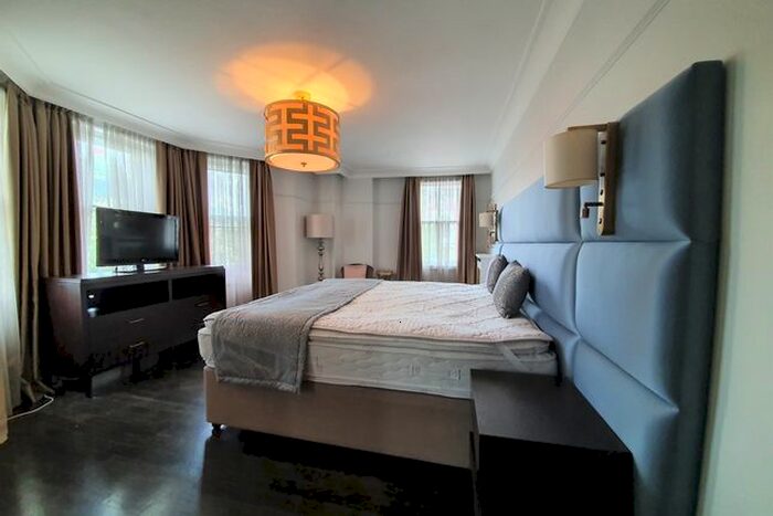 4 Bedroom Flat To Rent In Prince Of Wales Terrace, London, W8