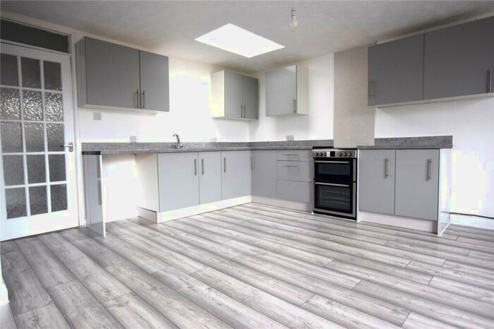 3 Bedroom Apartment To Rent In Reynard Way, Kingsthorpe, Northampton, NN2