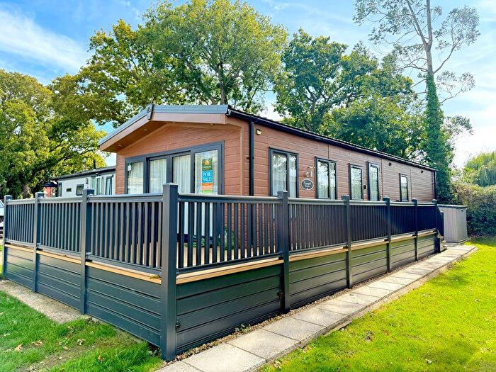2 Bedroom Lodge For Sale In The Fairway, Sandown, PO36