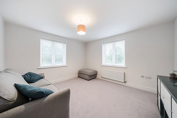 5 Bedroom Detached House For Sale In Heatherfields Way, Whitehill, Bordon, Hampshire, GU35