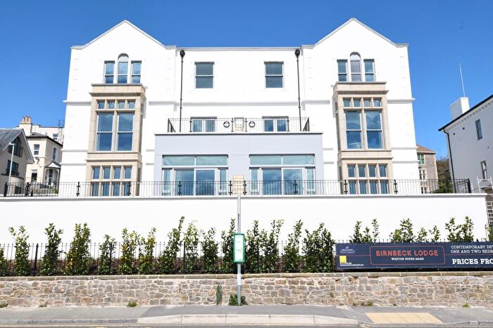 1 Bedroom Apartment For Sale In Paragon Road, Weston-super-Mare, North Somerset, BS23