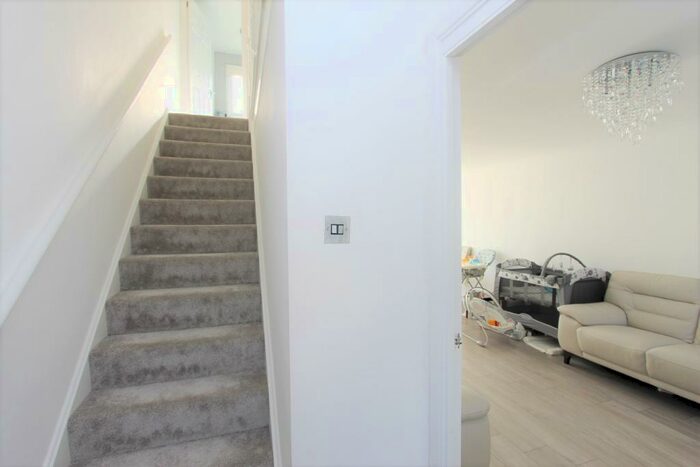 3 Bedroom House To Rent In Totteridge Road, Enfield, Middlesex, EN3