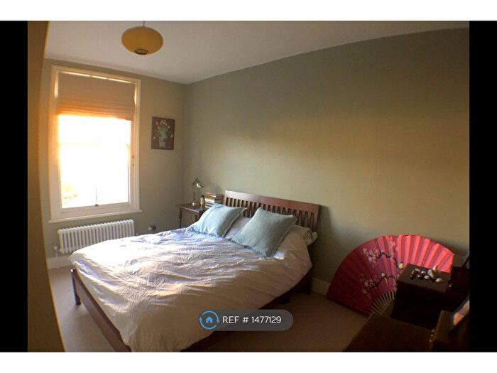 1 Bedroom Flat To Rent In Denver Road, London, N16