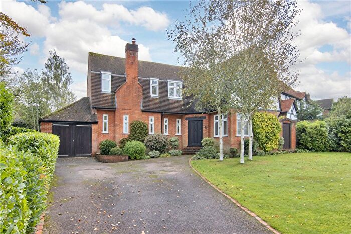 4 Bedroom Detached House For Sale In The Rise, Sevenoaks, Kent, TN13