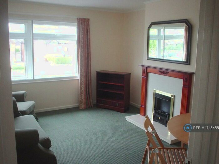 2 Bedroom Flat To Rent In Kidlington, Oxford, OX5