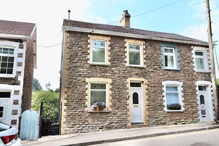 2 Bedroom Semi-Detached House For Sale In Bute Place, Aberbeeg, NP13