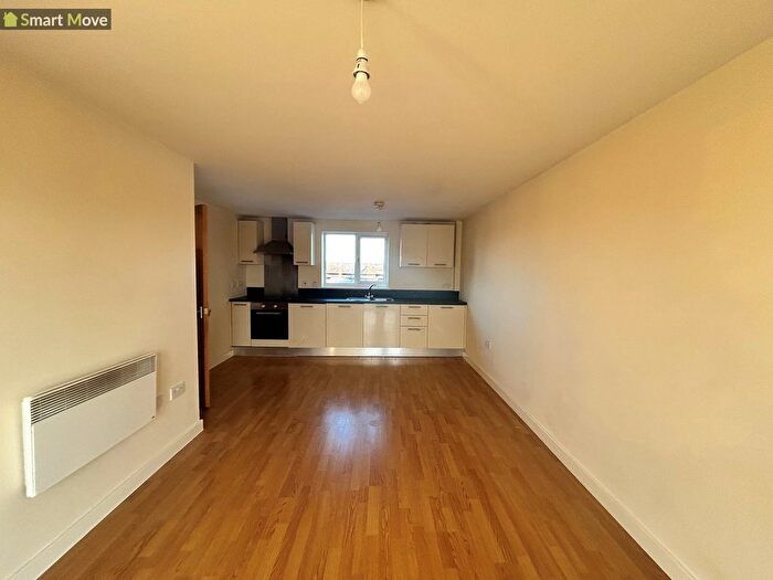 2 Bedroom Flat To Rent In Stewartby Avenue, Hampton Vale, Peterborough, Cambridgeshire., PE7