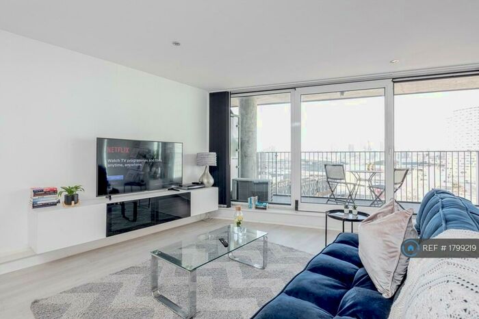 3 Bedroom Flat To Rent In Balearic Apartments, London, E16