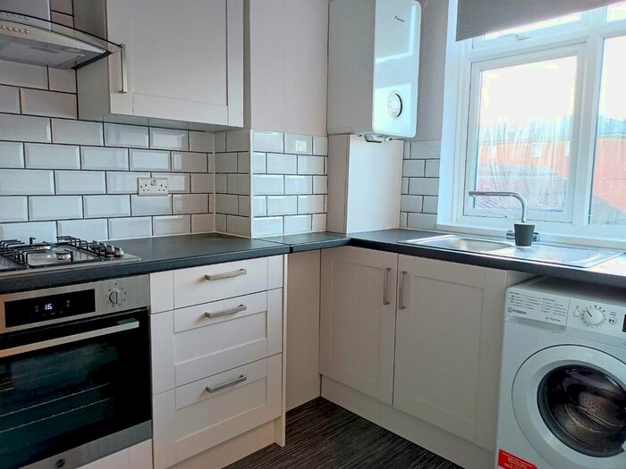 1 Bedroom Flat To Rent In Wroughton Terrace, Hendon, London, NW4