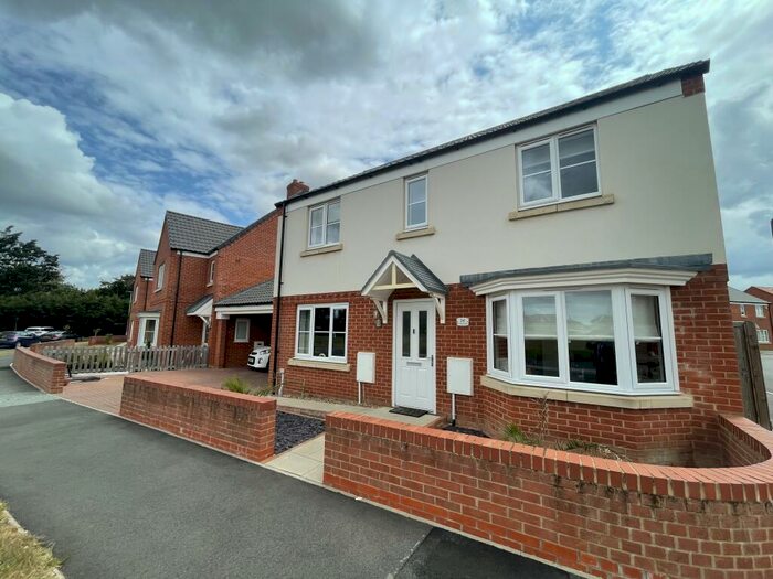 4 Bedroom House To Rent In Ewing Road, North Walsham, NR28