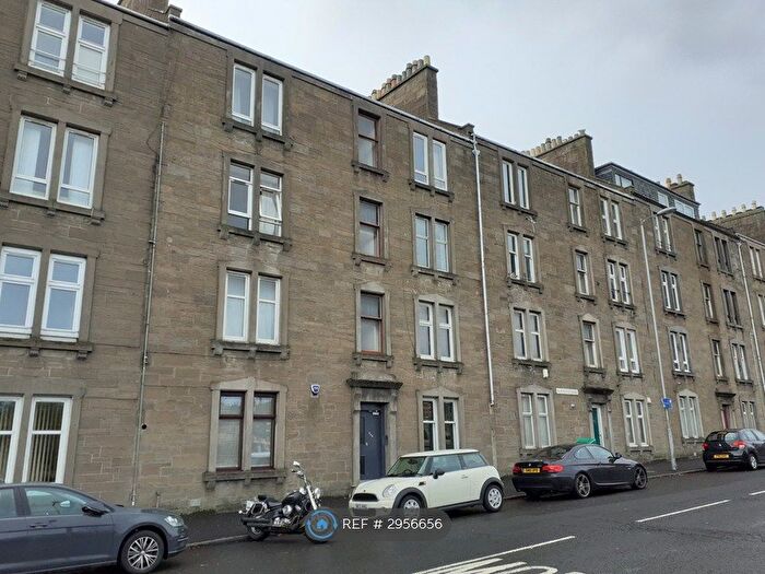 1 Bedroom Flat To Rent In Blackness Road, Dundee, DD2