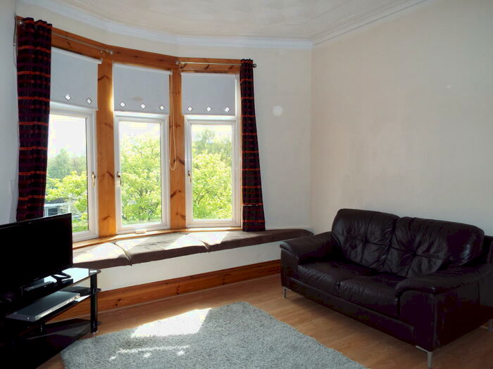 1 Bedroom Flat To Rent In Balgair Terrace, Tollcross, G32