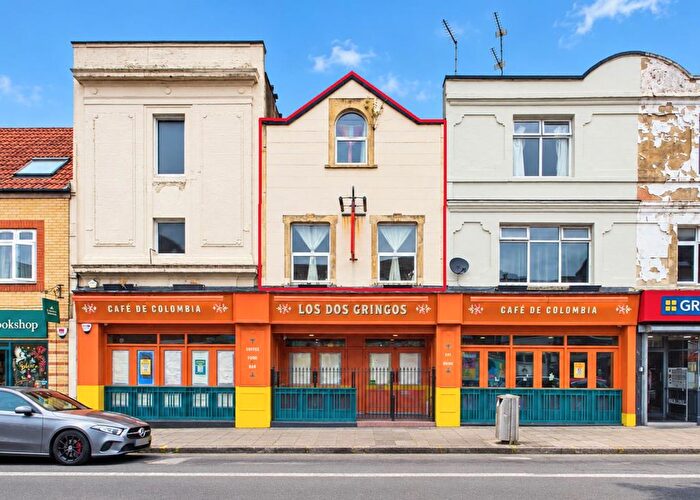 2 Bedroom Maisonette For Sale In Mary Street, Redfield, Bristol, BS5