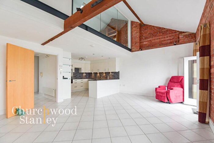 3 Bedroom Apartment For Sale In High Street, Mistley, CO11