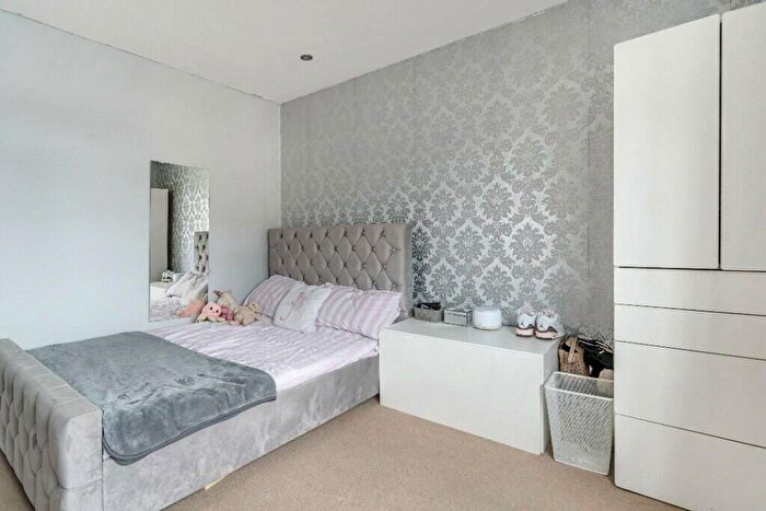 5 Bedroom House To Rent In Eastney Road, Southsea, Hampshire, PO4