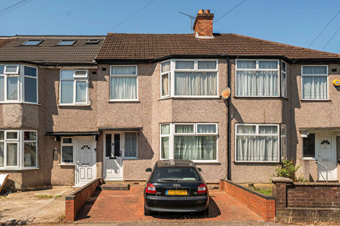 4 Bedroom Terraced House For Sale In Whitefriars Avenue, Harrow, HA3