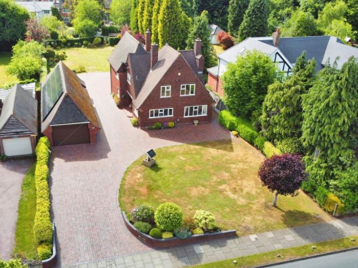 4 Bedroom Detached House For Sale In Little Sutton Lane, Sutton Coldfield, B75