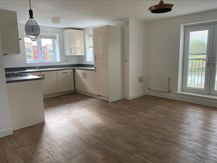 2 Bedroom Flat To Rent In Clenshaw Path, Acacia Park, Basildo, NEssex, SS14