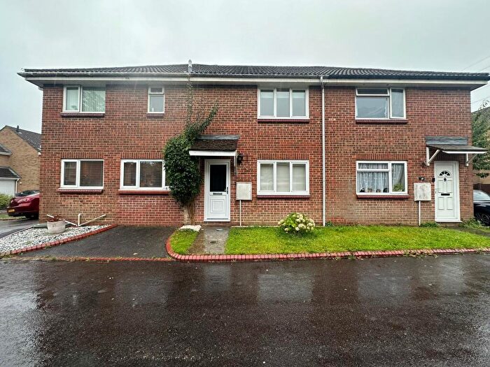2 Bedroom Terraced House To Rent In Chaffinch Way Fareham Unfurnished, PO16