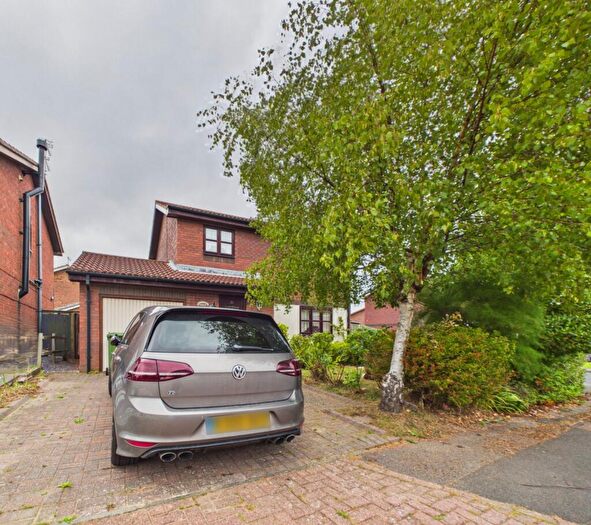 3 Bedroom Detached House For Sale In North Drive, Hebburn, Tyne And Wear, NE31