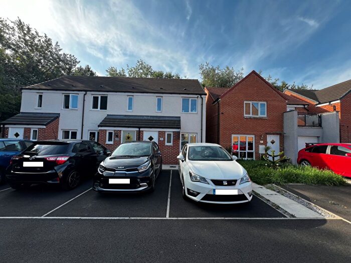 2 Bedroom End Of Terrace House For Sale In Harwood Court, Stockton-On-Tees, TS18