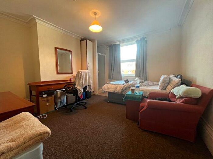 Studio To Rent In Carholme Road, Lincoln, LN1