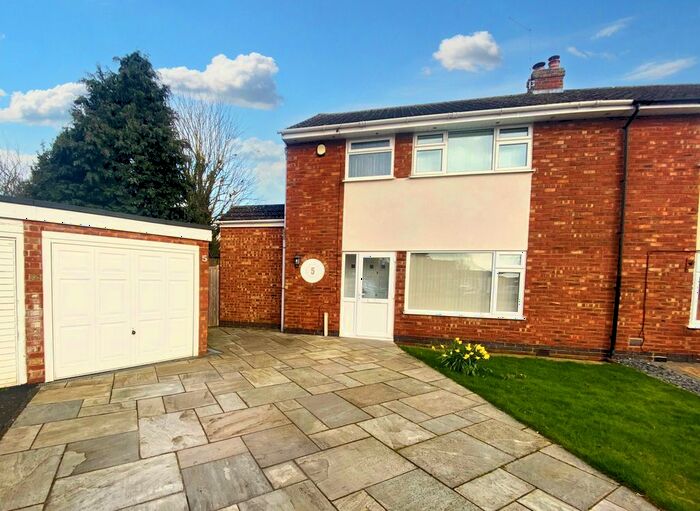 3 Bedroom Semi-Detached House To Rent In Allans Close, Clifton Upon Dunsmore, Rugby, CV23