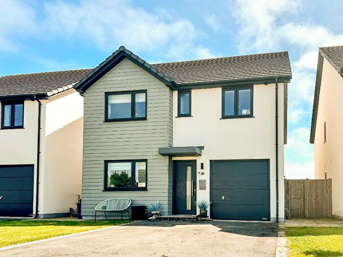 4 Bedroom Detached House For Sale In Llanfaelog, LL63