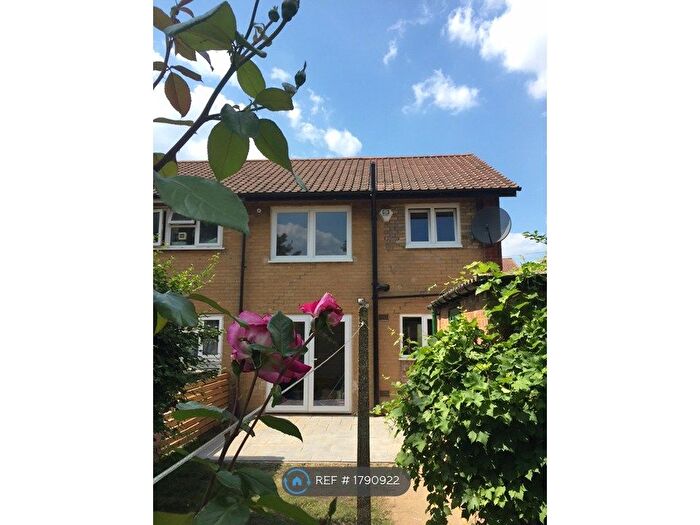 3 Bedroom End Of Terrace House To Rent In Sandfield Road, Thornton Heath, CR7