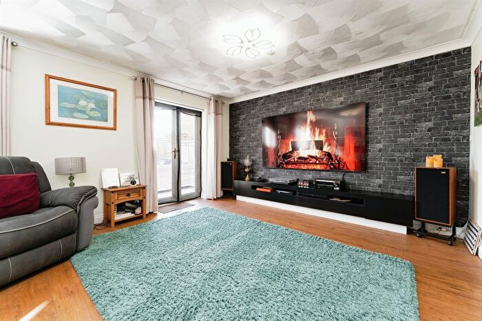 4 Bedroom Detached House For Sale In Quayside, Chatteris, PE16