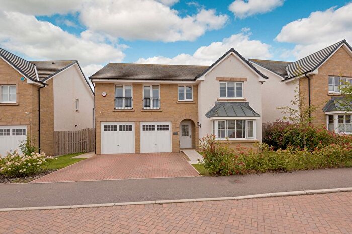 5 Bedroom Detached House For Sale In Pringles Place, Pencaitland, East Lothian, EH34